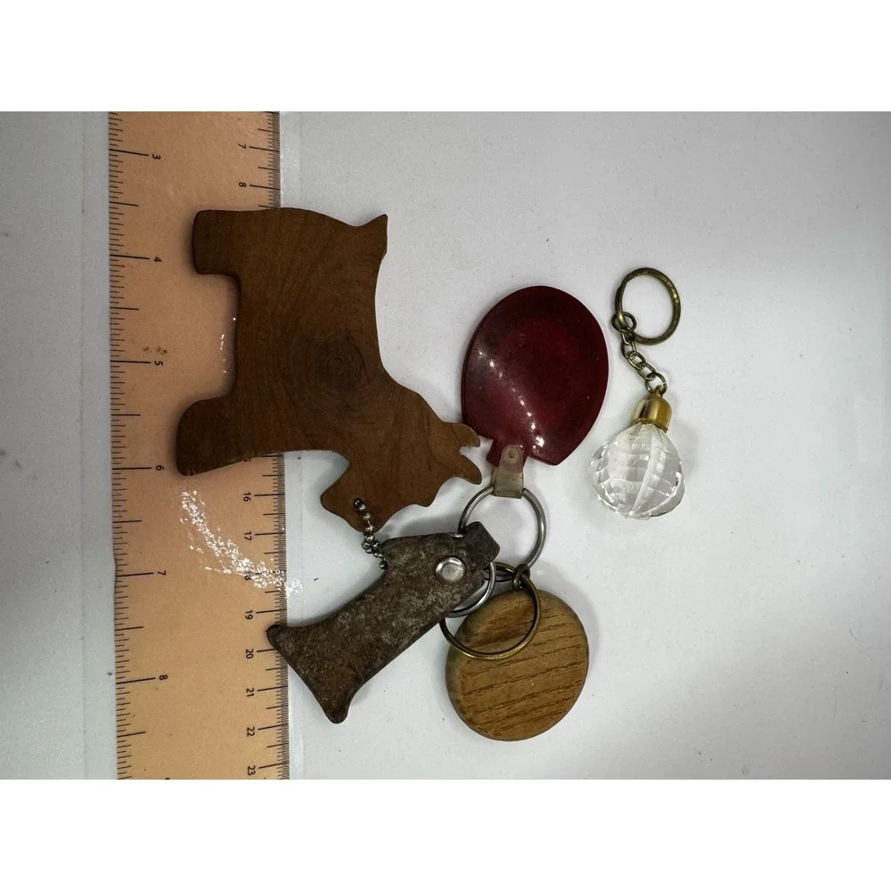 Assorted Bundle Of Vintage Keychains - Butterfly Dog Advertising